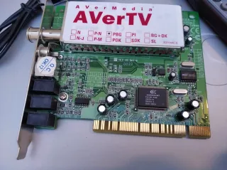 Tarjeta TV AVerMedia AVerTV PC