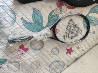 Raqueta Boomerang Mirage con funda y pelotas