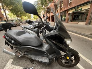 Yamaha Xmax 250