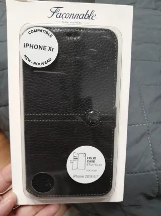 Custodia elegante iPhone XR Folio nera