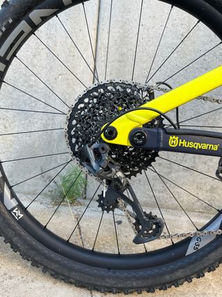 Bici Eléctrica Husqvarna HC5