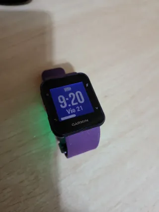Garmin Forerunner 35 Morado
