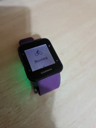 Garmin Forerunner 35 Morado