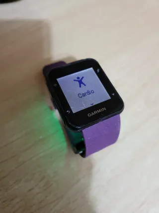 Garmin Forerunner 35 Morado