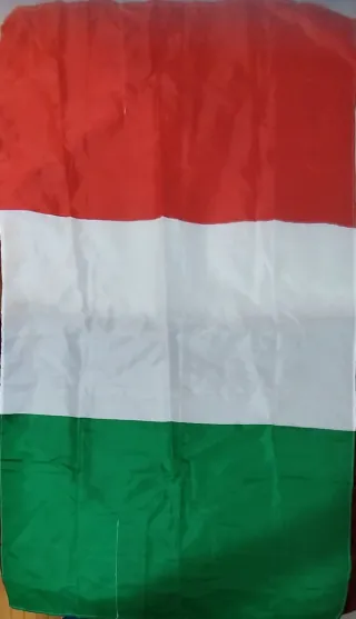 Bandiera italiana indossabile 150x90