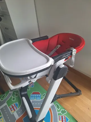 Trona Peg Perego Roja y Negra