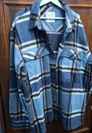 Camisa chaqueta cuadros Bershka azul hombre