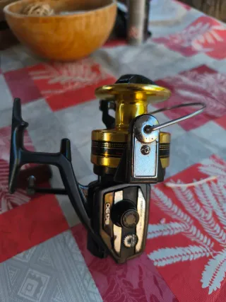 Carrete pesca Daiwa BG90