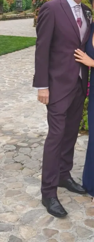 Traje de Novio/Padrino Morado