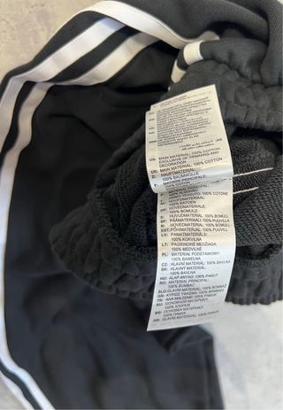 Chándal Adidas Negro con Rayas Blancas