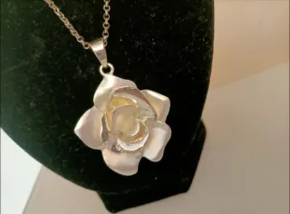 Colgante Flor plateado