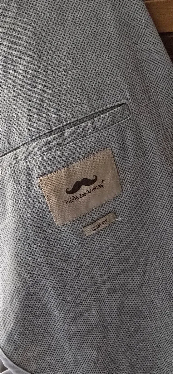 Chaqueta Nuñez de Arenas Talla 52 Beige