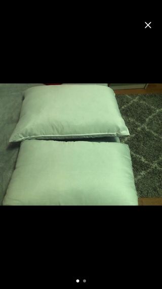 Almohada nueva 2€ cada una