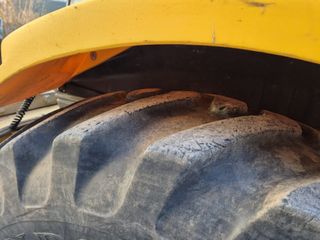 NEW HOLLAND LB110B TC