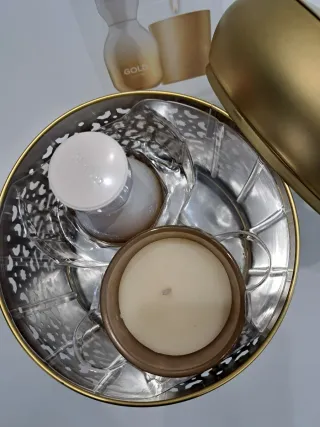 Perfume Gold con Vela y Farolillo