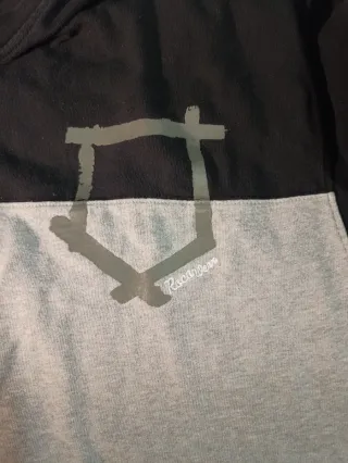 Camiseta Rocawear Manga Larga Negra y Gris