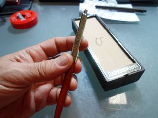 Estuche Paper Mate Marrón con Bolígrafo