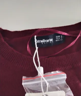 Jersey punto fino burdeos Stradivarius T.S