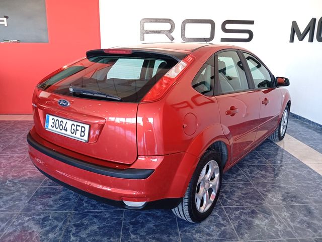 FORD FOCUS 1.6i / 100CV / 2008
