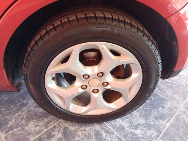 FORD FOCUS 1.6i / 100CV / 2008