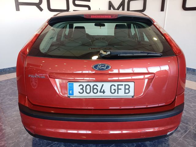 FORD FOCUS 1.6i / 100CV / 2008