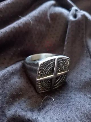 Anillo estilo celta grande plateado