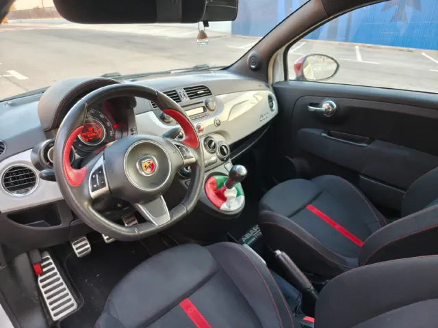 Abarth 500 1.4 16V Tjet 135 cv
