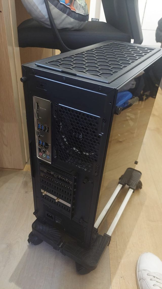 PC Gaming Megaport i7-12700KF RTX 3070 16GB RAM SS