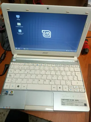 Acer Aspire One D270 Portátil Plata/Blanco