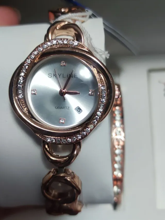 Pack Regalo Mujer: Reloj, Pulsera y Conjunto