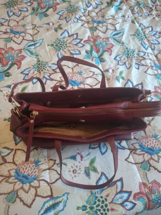 Bolso Piel Burdeos Guy Laroche