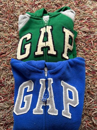 Lote 2 Sudaderas Gap Niño Talla 4/5