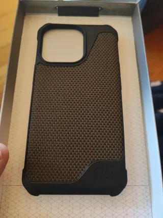 Funda UAG Metropolis LT iPhone 13 Pro