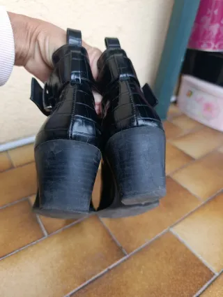 Stivaletti neri Zara tacco basso 37