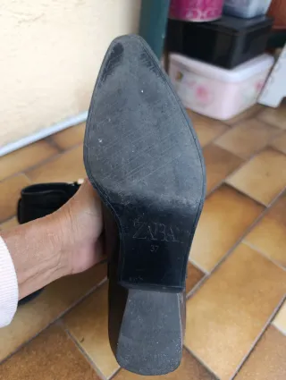 Stivaletti neri Zara tacco basso 37