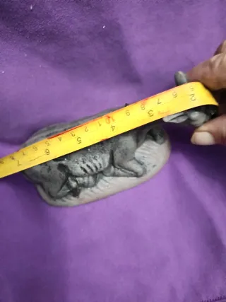 Mula de barro decorativa