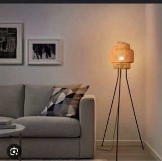 Lámpara de pie Ikea Rattan de bambú