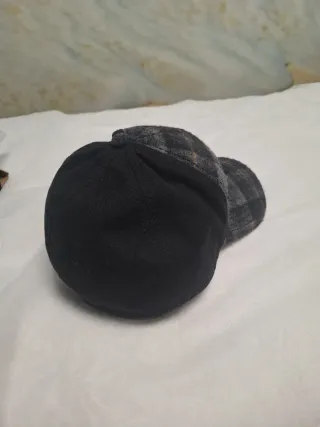 Gorra de invierno a cuadros