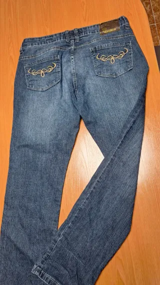 Pantalón vaquero azul