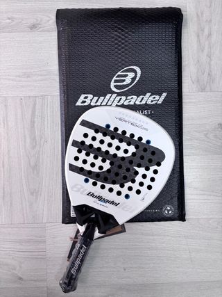 Bullpadel Vertex 05