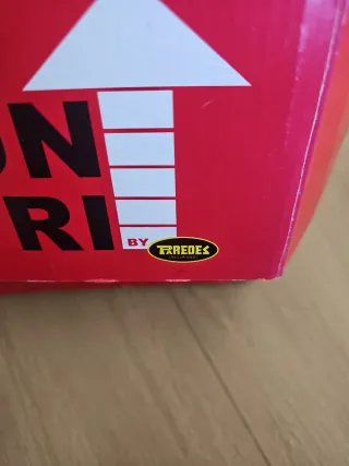 Bota de seguridad Tredsafe negra y roja