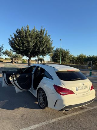 Mercedes-Benz Clase CLA 2015