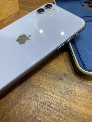 iPhone 11 Viola