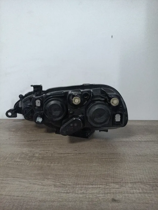 Faro Delantero Derecho Alfa Romeo 147 2006