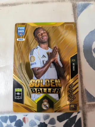 Carta Panini FIFA 365 Golden Baller Vini Jr