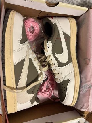 Nike Dunk Low Travis Scott Verde Blanco