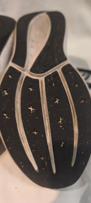 Zapatillas Nike Talla 36.5 Negras y Blancas