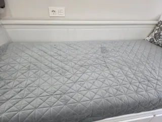 Edredón gris terciopelo240x260.