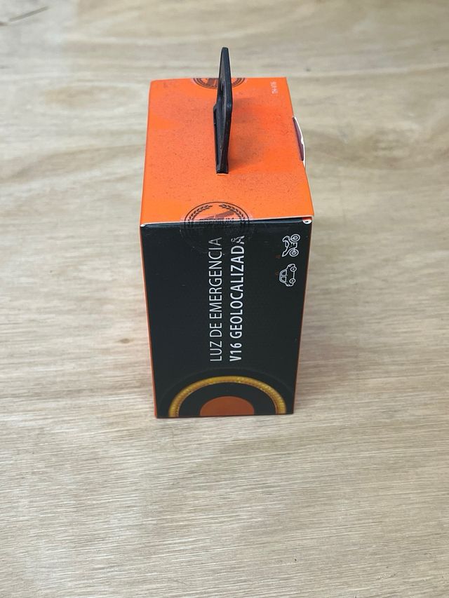 Luz Emergencia V16 Geolocalizada Thulos DGT