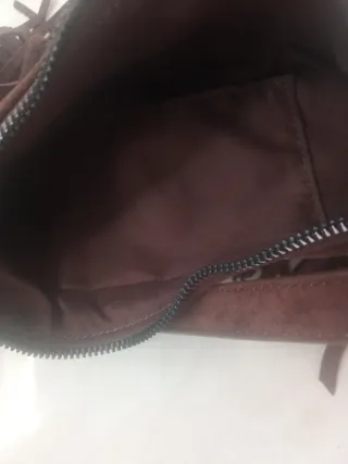 Bolso de ante con flecos